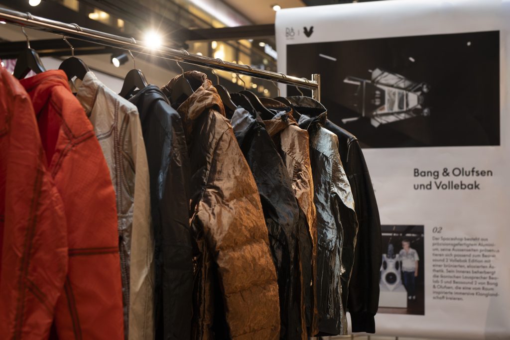 Bang & Olufsen x Vollebak im LIVING BERLIN ©MeretEberl Event BuO